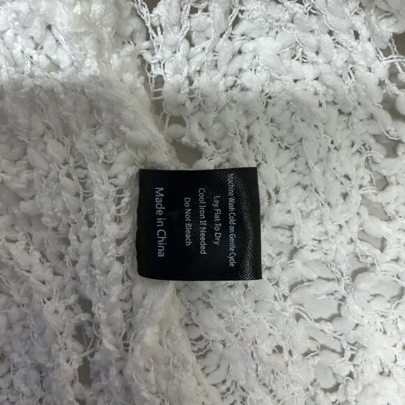 POL LARGE WHITE CARDIGAN 25" PTP DIAMOND PATTERN - Picture 10 of 10